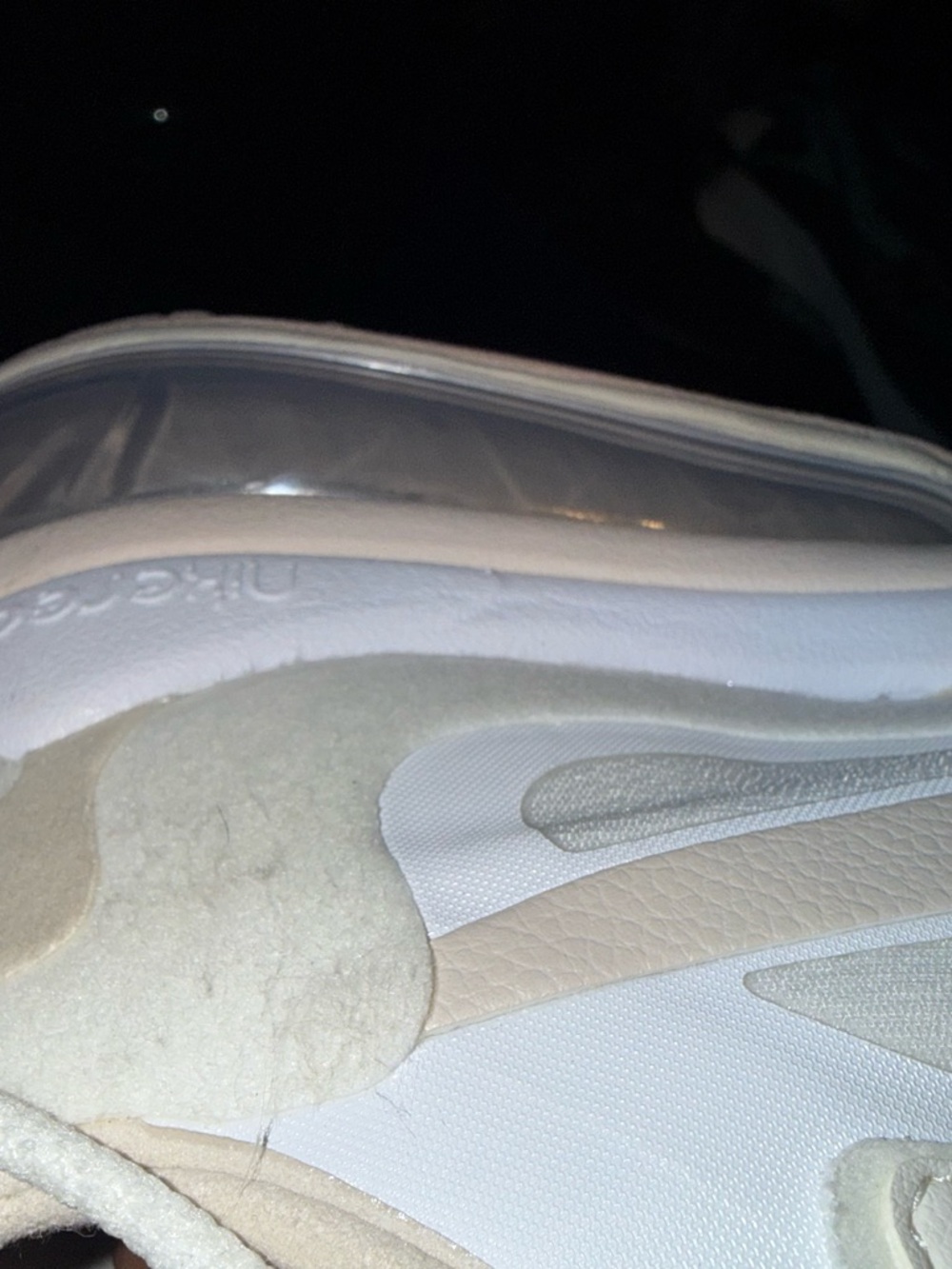 Nike Air Max 270 React Cream/Beige Sneakers - Picture 11 of 16